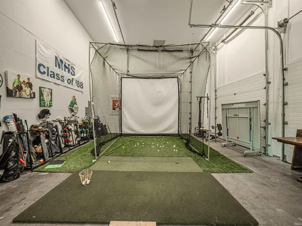 $715,000 | 535 South Boeke Road, Evansville, IN 47714
