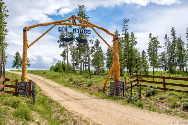 $3,570,000 | 2000 County Road 60, Granby, CO 80446