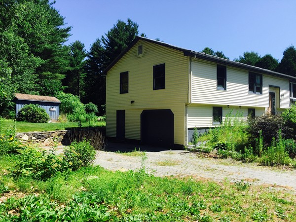 98 North Sturbridge Road Charlton, MA 01507 - Photo 5 of 5 Gallery Image 5