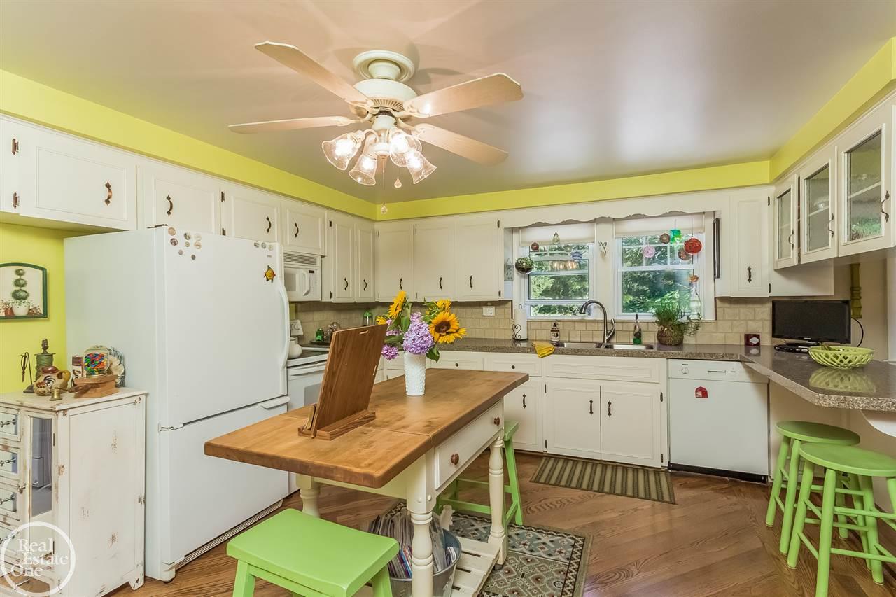 1435 East Gunn Road Rochester, MI 48306 - Photo 12 of 51