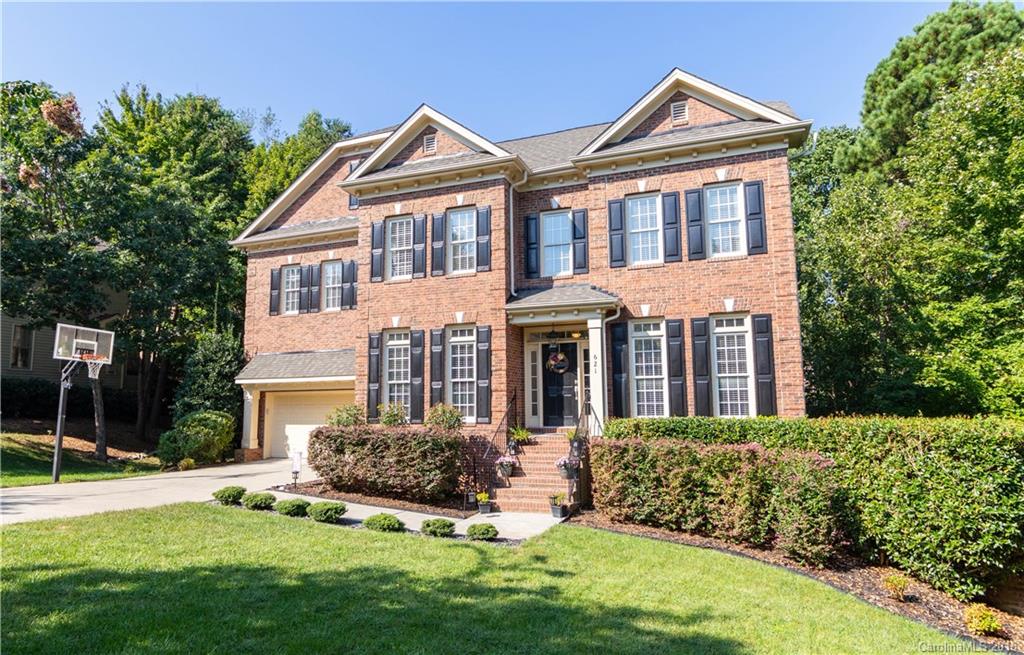 621 Andover Lane Tega Cay, SC 29708 - Photo 2 of 36 Gallery Image 2