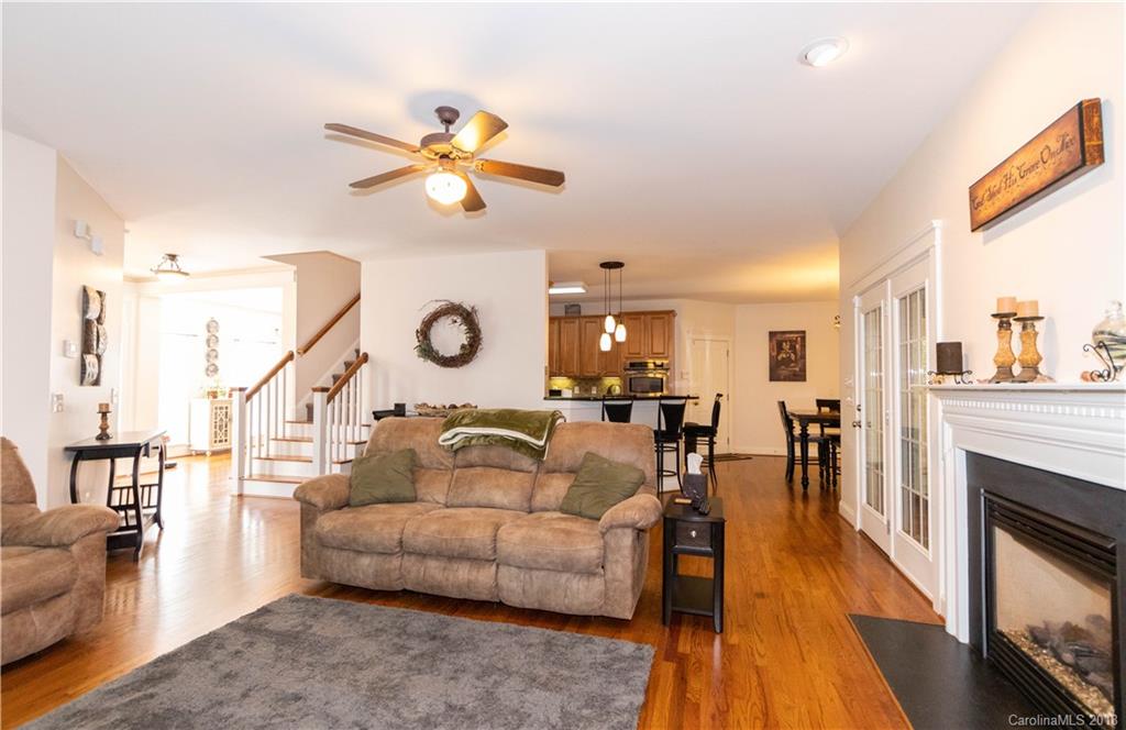 621 Andover Lane Tega Cay, SC 29708 - Photo 14 of 36 Gallery Image 14