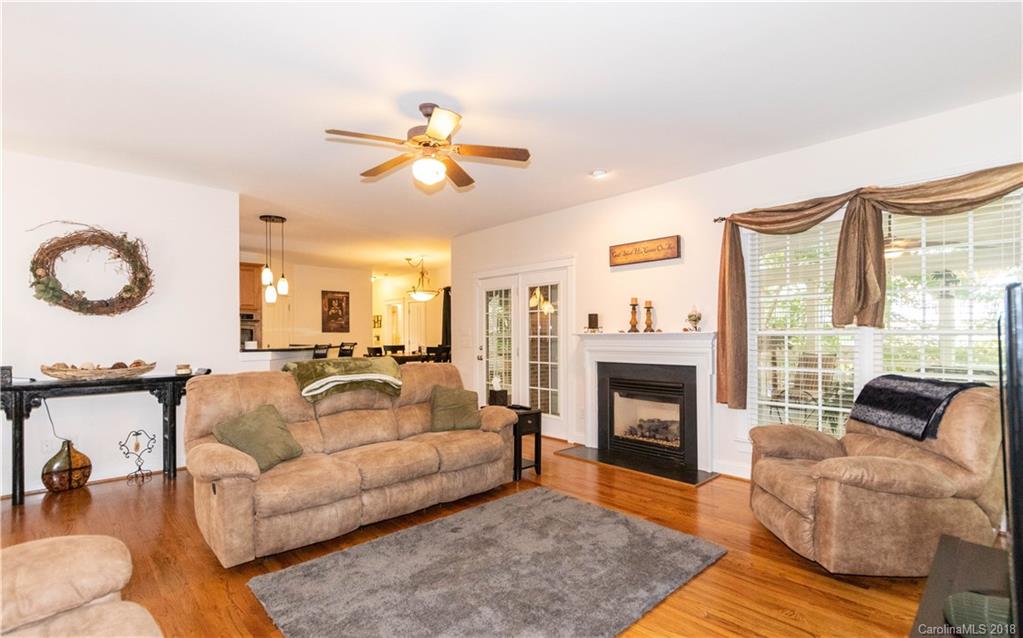 621 Andover Lane Tega Cay, SC 29708 - Photo 15 of 36 Gallery Image 15