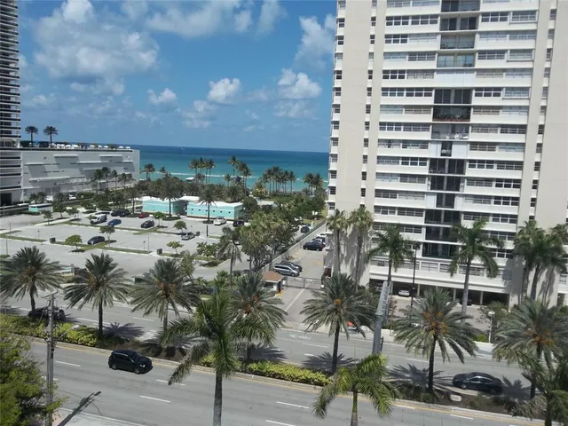 $1,900 | 1893 South Ocean Drive, Unit 910, Hallandale Beach, FL 33009