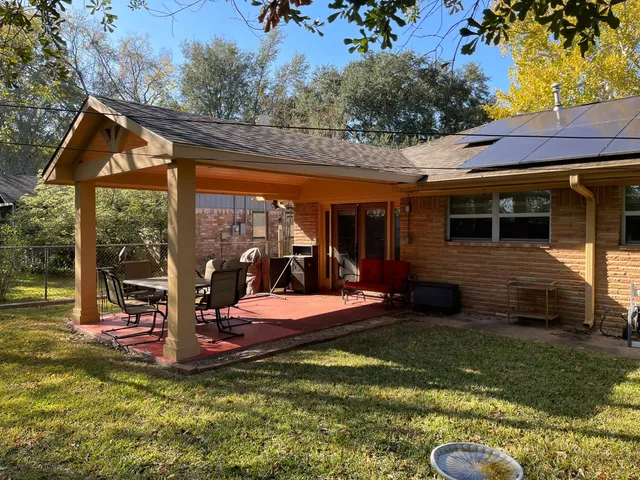 $2,100 | 11303 Greenwillow Street, Houston, TX 77035