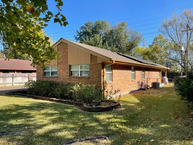 $2,100 | 11303 Greenwillow Street, Houston, TX 77035