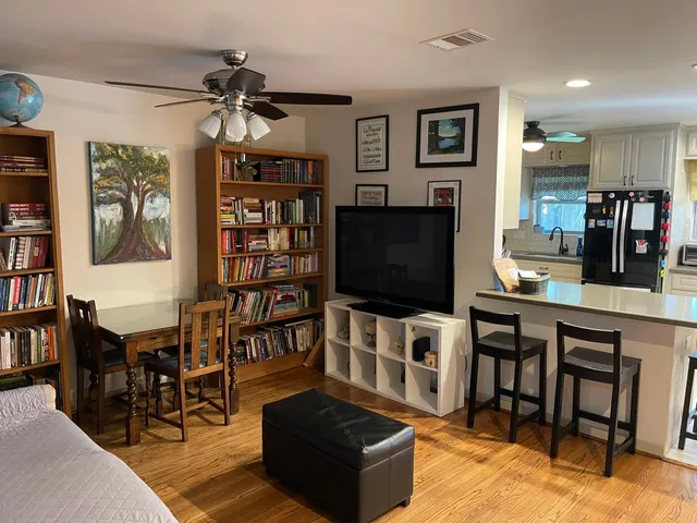 $2,100 | 11303 Greenwillow Street, Houston, TX 77035