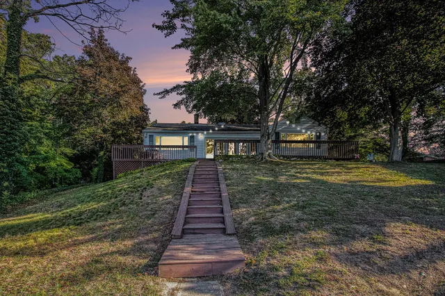 $1,349,000 | 31273 County Line Road, Dowagiac, MI 49047