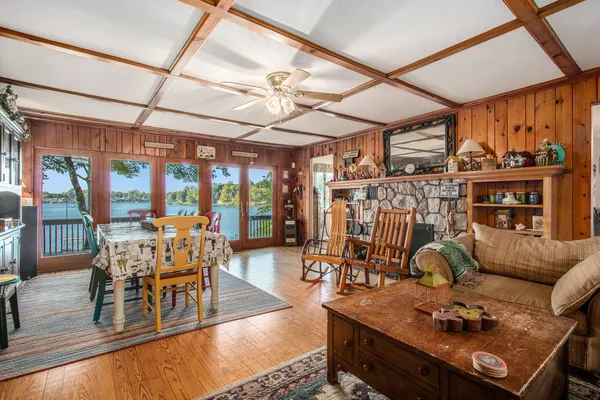 $1,299,000 | 31273 County Line Road, Dowagiac, MI 49047