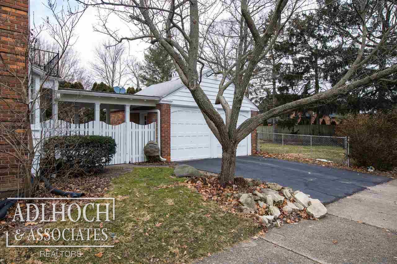 1306 Audubon Road Grosse Pointe, MI 48230 - Photo 38 of 43 31370601-37.JPG