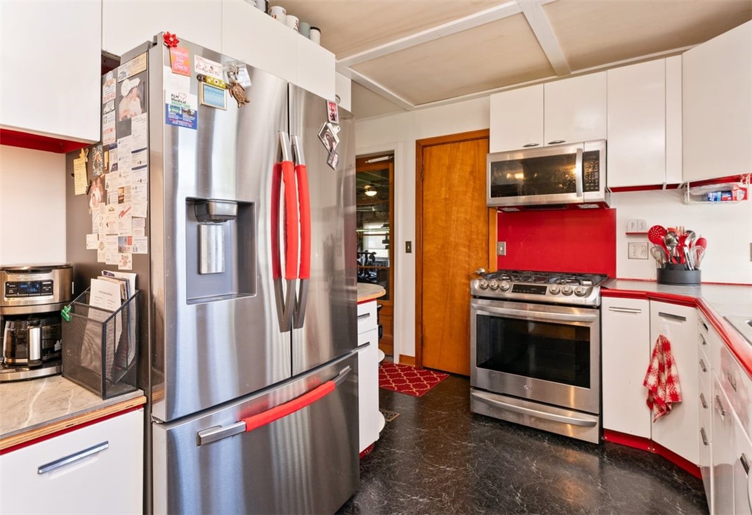 111 Bridge Street Seneca Falls, NY 13148 - Photo 16 of 34