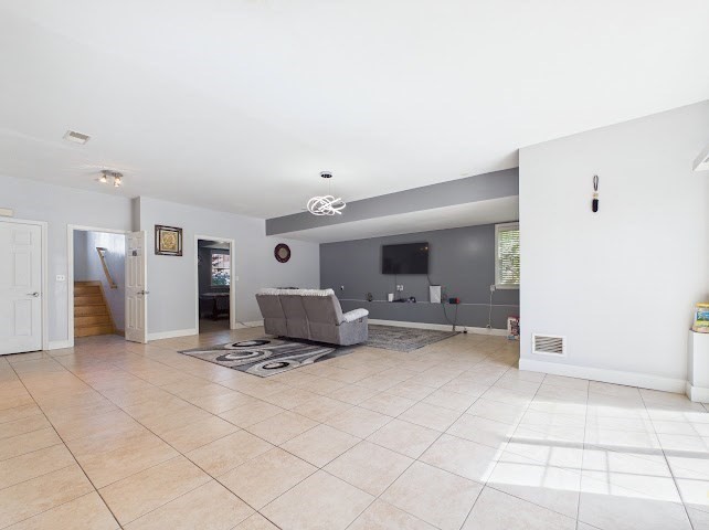 19 Abington Lane Fall River, MA 02721 - Photo 27 of 36
