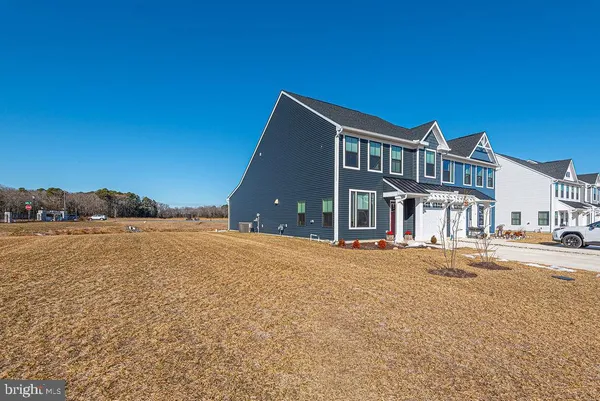 $450,000 | 23143 Corsair Drive, Selbyville, DE 19975