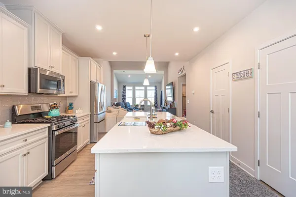 $450,000 | 23143 Corsair Drive, Selbyville, DE 19975