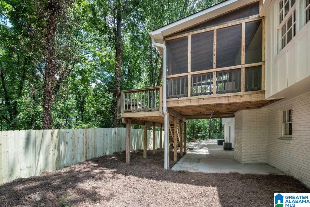 2391 Lime Rock Road Vestavia Hills, AL 35216 - Photo 32 of 35