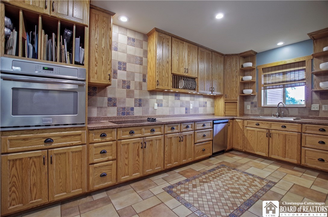 9717 Dye Road Villenova, NY 14062 - Photo 19 of 38