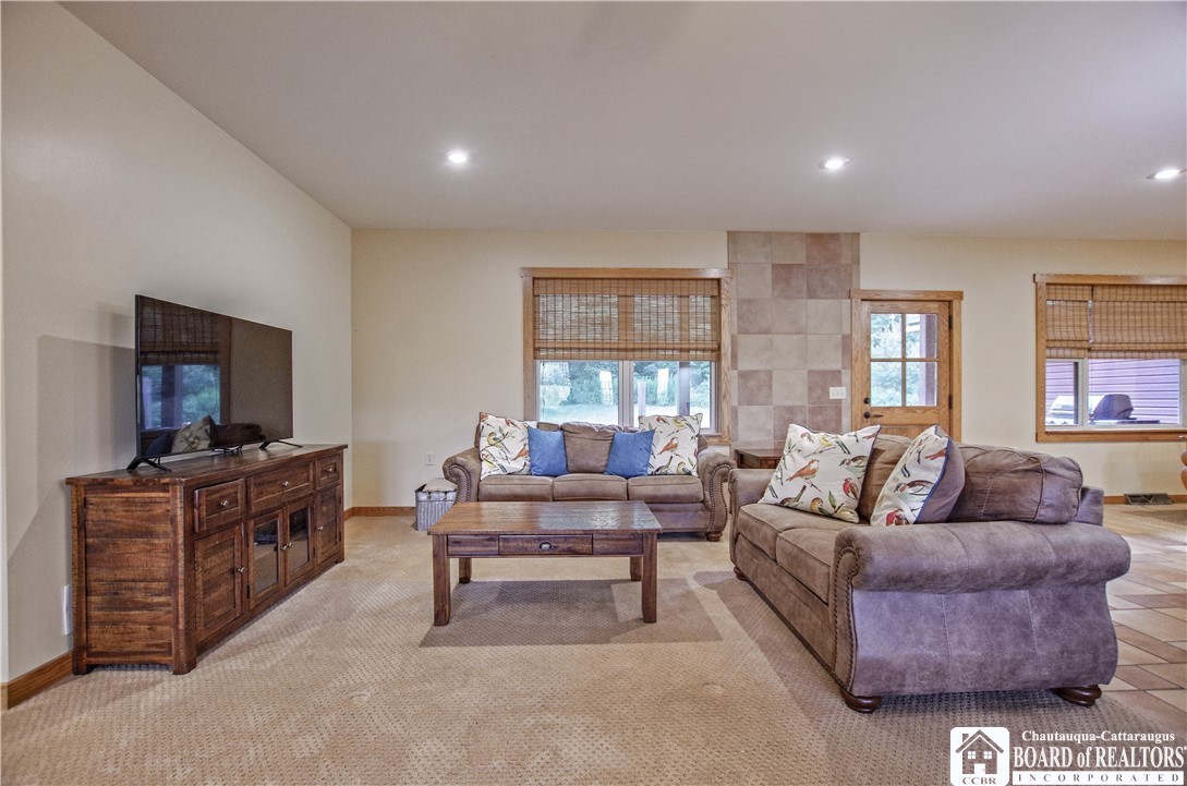 9717 Dye Road Villenova, NY 14062 - Photo 24 of 38