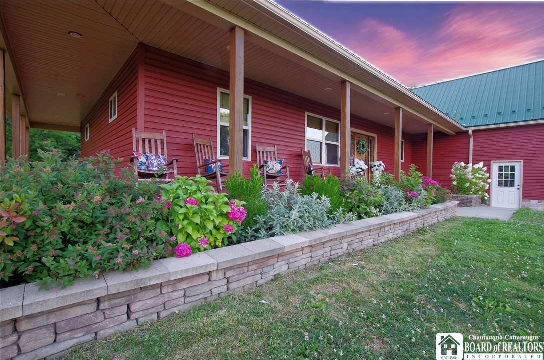 9717 Dye Road Villenova, NY 14062 - Photo 3 of 38