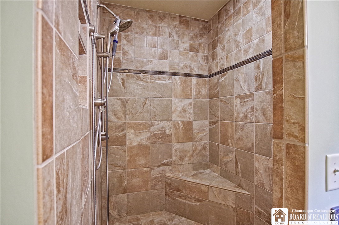 9717 Dye Road Villenova, NY 14062 - Photo 32 of 38