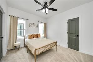 4010 Dreyfus Street Houston, TX 77021 - Photo 25 of 41 Keeping w/ clean lines & large Low-e windows