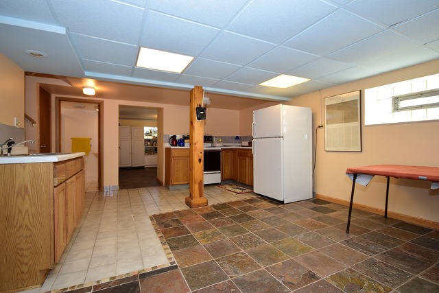 200 Gage Road Riverside, IL 60546 - Photo 19 of 25