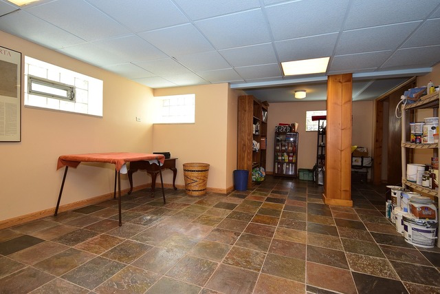 200 Gage Road Riverside, IL 60546 - Photo 20 of 25