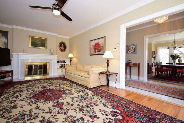 200 Gage Road Riverside, IL 60546 - Photo 4 of 25