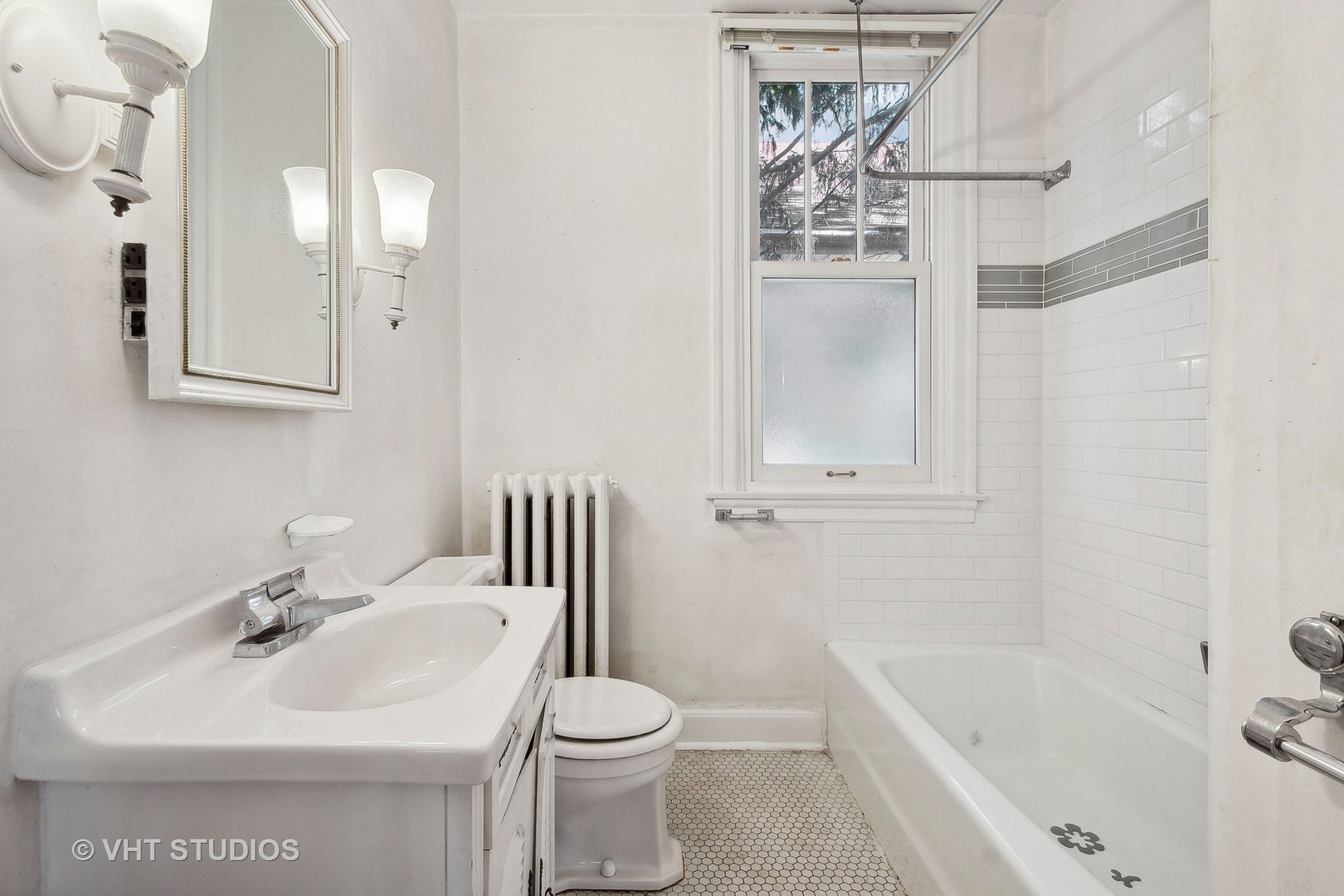 718 Ridge Avenue Evanston, IL 60202 - Photo 15 of 25 Gallery Image 15