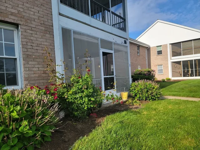 $1,300 | 16 Jessica Drive, Unit B, Stoughton, MA 02072