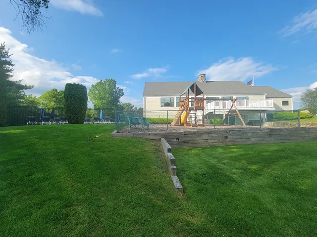 $1,300 | 16 Jessica Drive, Unit B, Stoughton, MA 02072