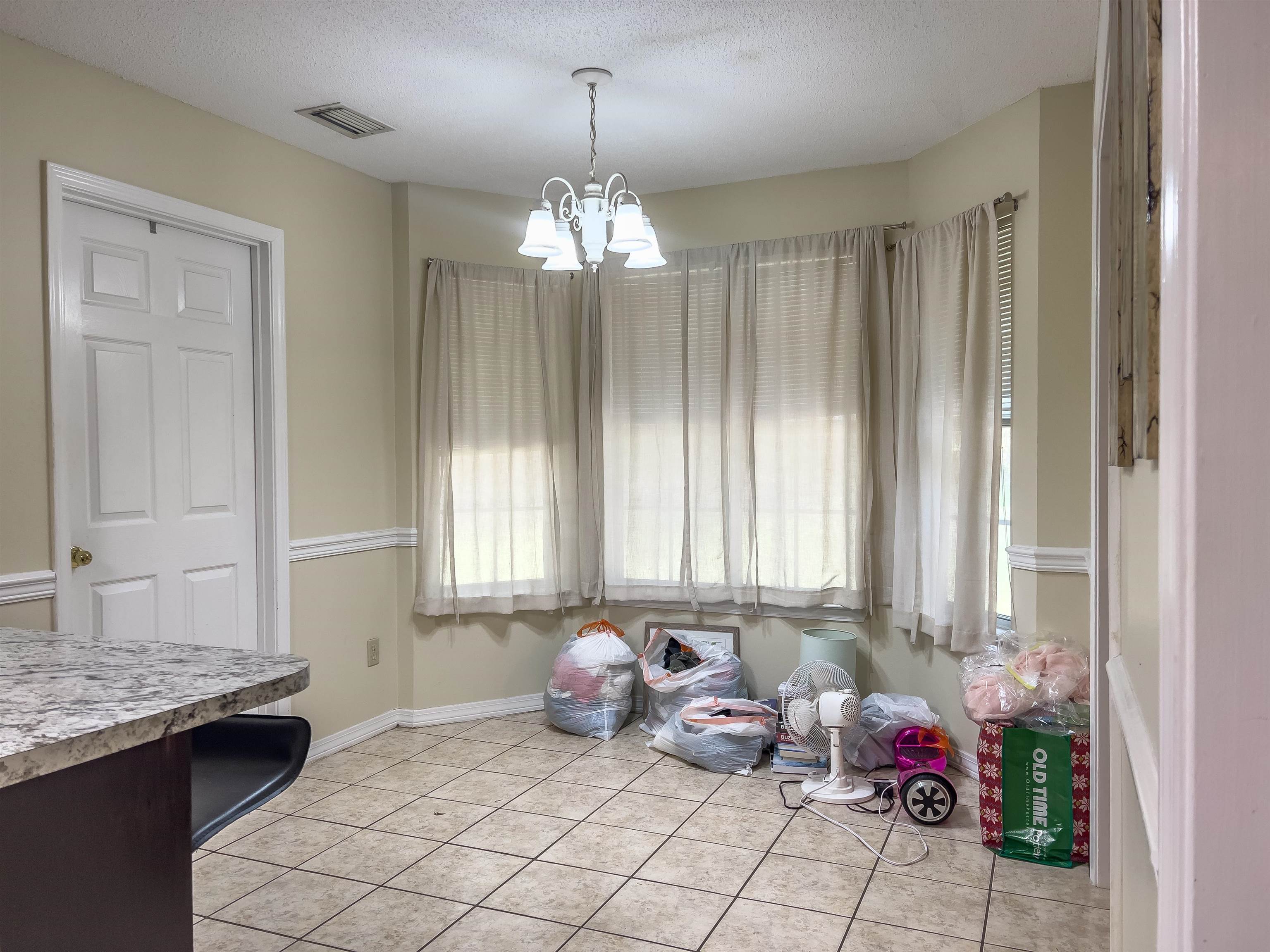 133 Lakeview Loop Daphne, AL 36526 - Photo 4 of 21