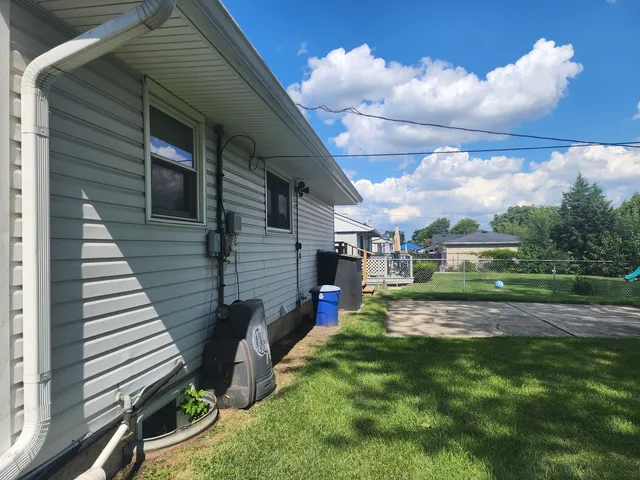 $315,000 | 367 East Lincoln Avenue, Glendale Heights, IL 60139