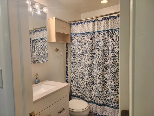 $315,000 | 367 East Lincoln Avenue, Glendale Heights, IL 60139