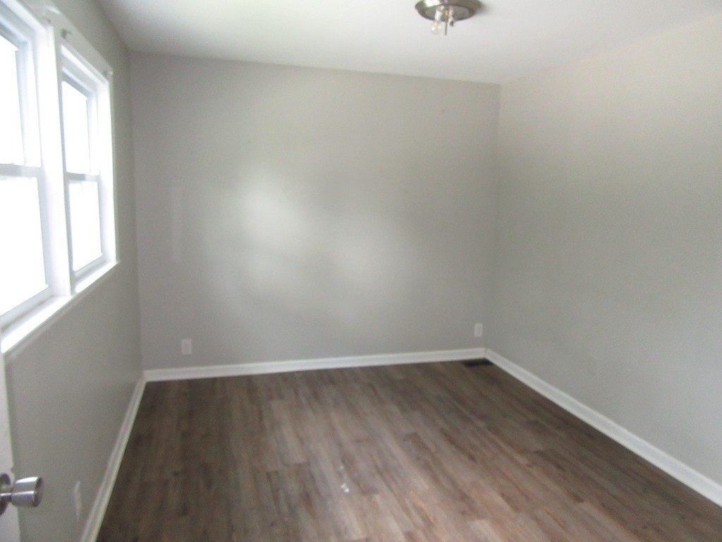 1812 County Hospital Road Nashville, TN 37218 - Photo 9 of 14 Gallery Image 9