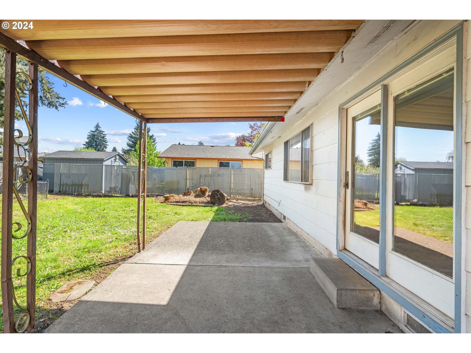 5246 E Street Springfield, OR 97478 - Photo 25 of 26 a view of outdoor space yard and swimming pool
