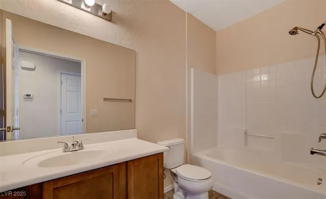 $1,795 | 6868 Sky Pointe Drive, Unit 2036, Las Vegas, NV 89131