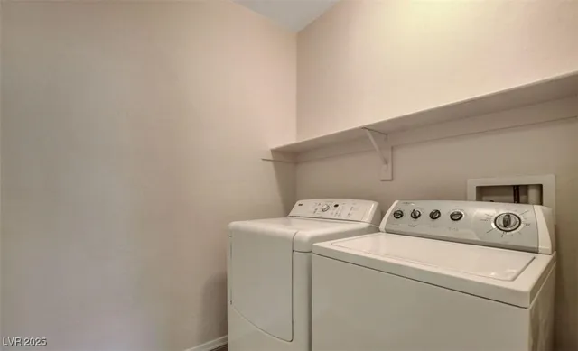 $1,795 | 6868 Sky Pointe Drive, Unit 2036, Las Vegas, NV 89131