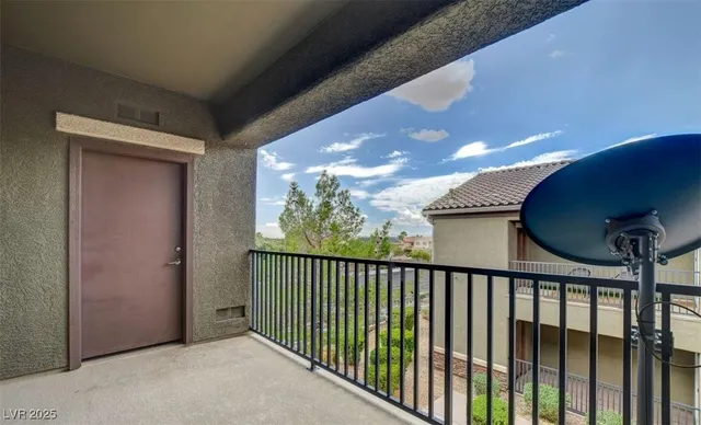$1,795 | 6868 Sky Pointe Drive, Unit 2036, Las Vegas, NV 89131