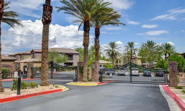 $1,795 | 6868 Sky Pointe Drive, Unit 2036, Las Vegas, NV 89131