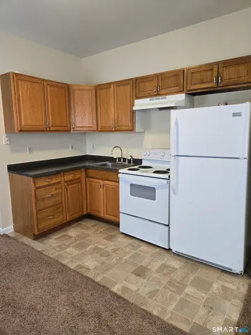 $1,650 | 64 Lake Avenue, Unit 2, Danbury, CT 06810