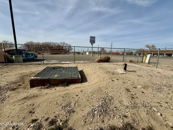 $420,000 | 5011 Reno Highway, Fallon, NV 89406