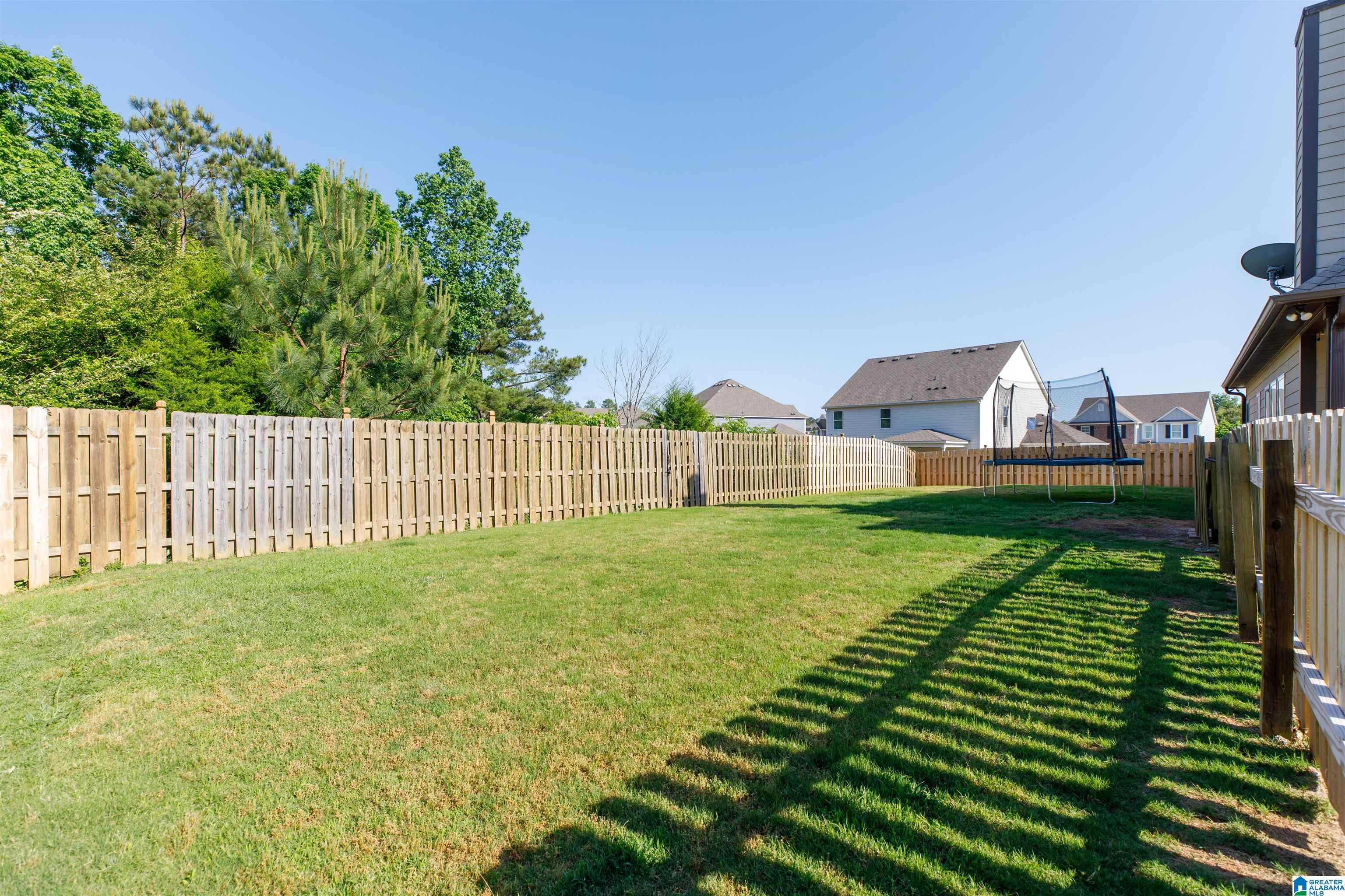 1076 Riviera Drive Calera, AL 35040 - Photo 10 of 48