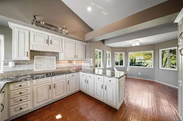 $699,000 | 49 VÃa Casitas, Bonsall, CA 92003