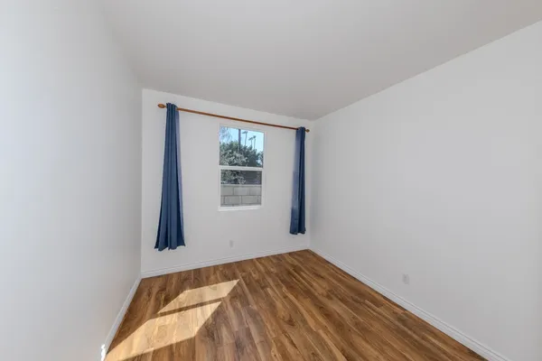 $4,000 | 678 Americana Drive, Fullerton, CA 92832