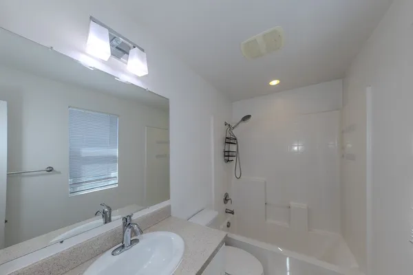 $4,000 | 678 Americana Drive, Fullerton, CA 92832