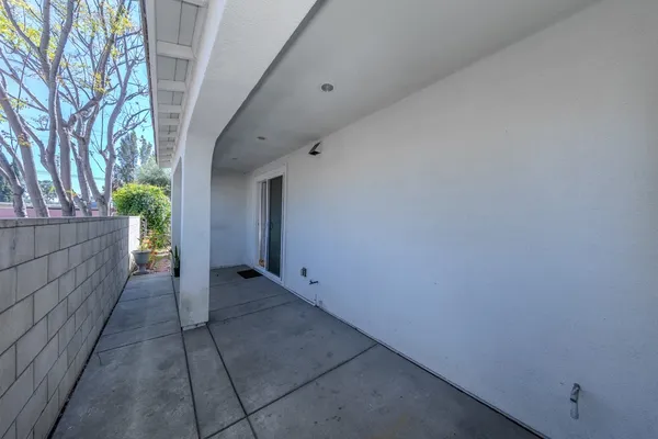 $4,000 | 678 Americana Drive, Fullerton, CA 92832
