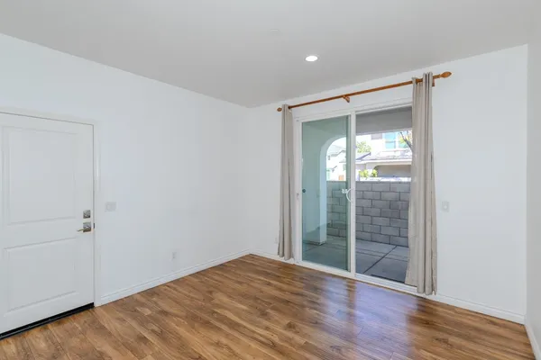 $4,000 | 678 Americana Drive, Fullerton, CA 92832