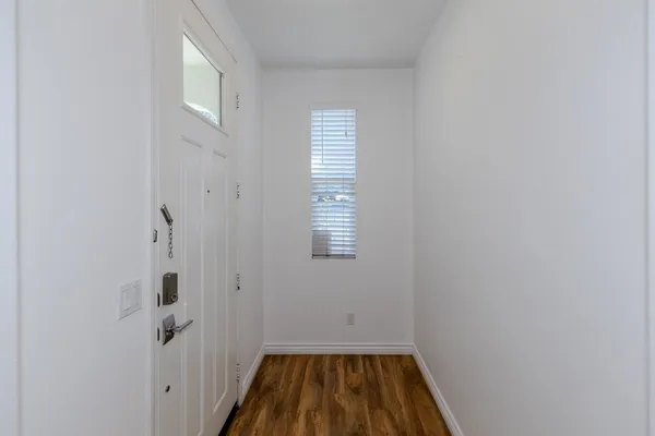 $4,000 | 678 Americana Drive, Fullerton, CA 92832