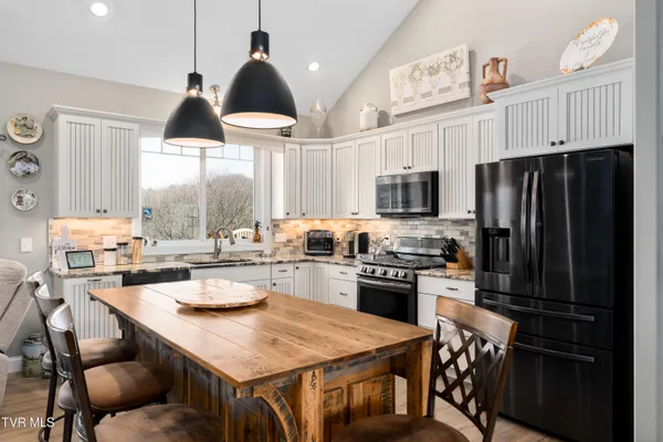 $410,000 | 533 Highland Acres, Mountain City, TN 37683