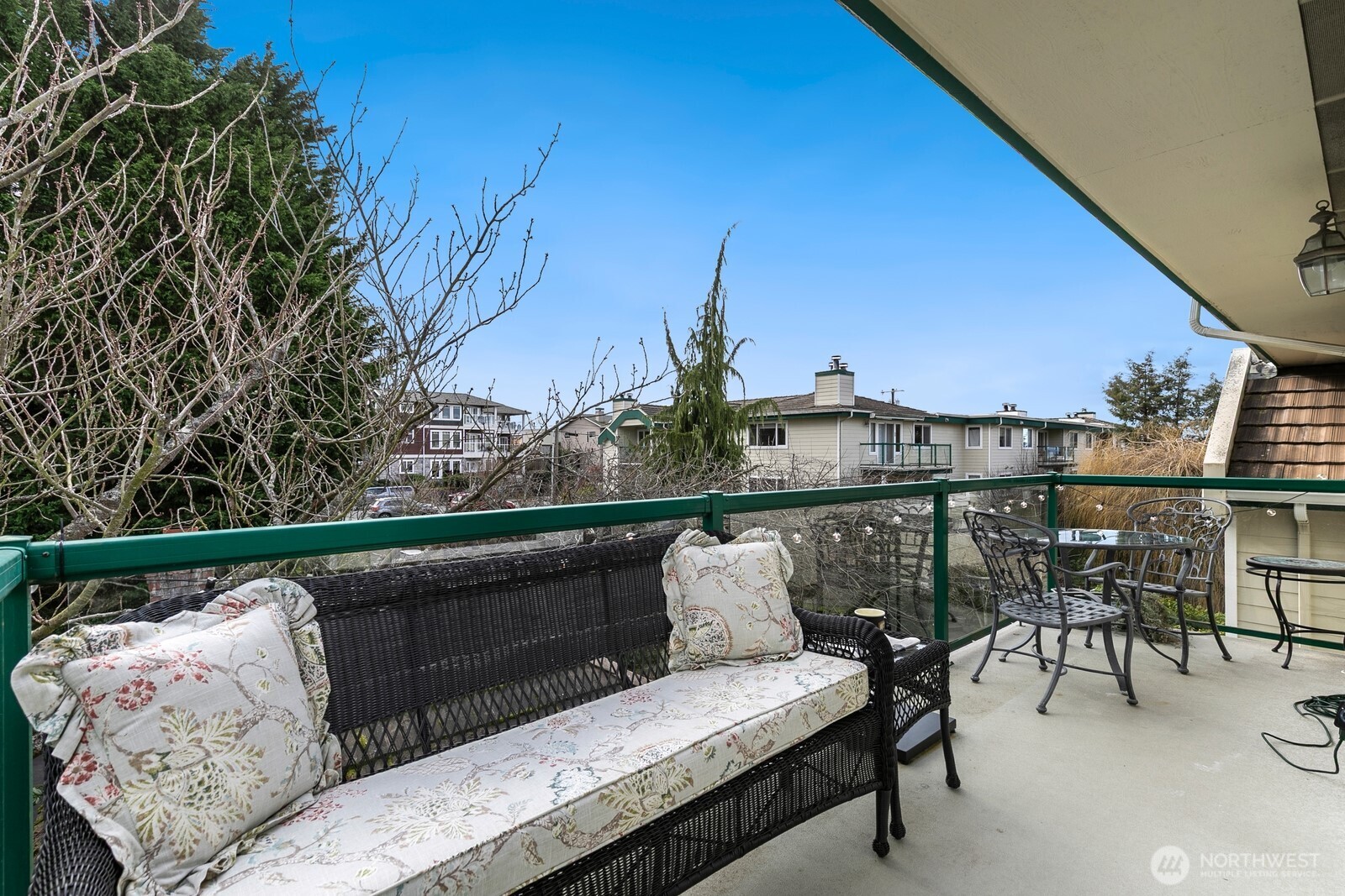 609 7th Avenue North, Unit B304 Edmonds, WA 98020 - Photo 20 of 26 a view of outdoor space with seating